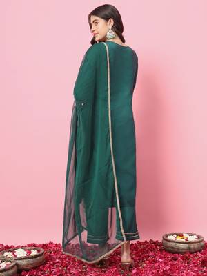 Green embroidered silk blend salwar suit 3
