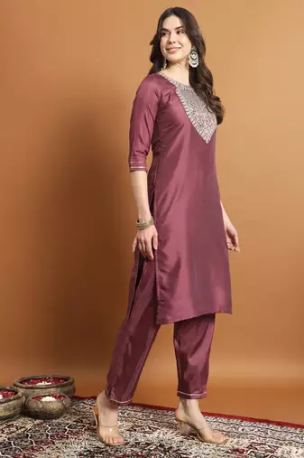 Pink embroidered silk blend salwar suit