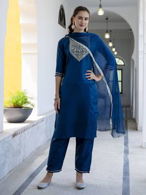 Blue embroidered silk blend salwar suit 2
