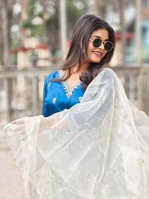 Teal embroidered silk blend salwar suit 3
