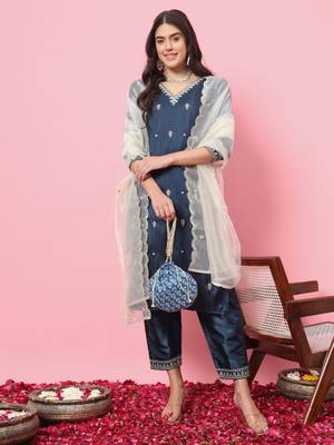 Teal blue embroidered silk blend salwar suit 4