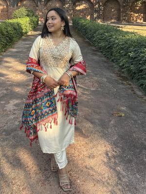Beige embroidered silk blend salwar suit 3