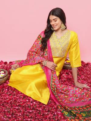 Yellow embroidered silk blend salwar suit 2