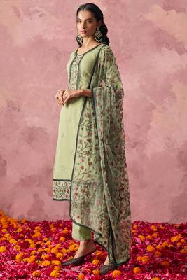 Pastel Green Georgette Thread Embroidered Straight Suit 2