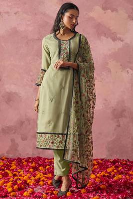 Pastel Green Georgette Thread Embroidered Straight Suit 3