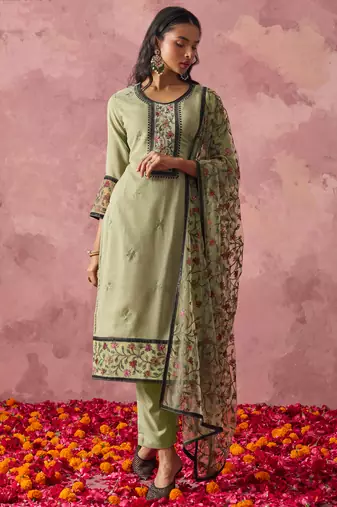 Pastel Green Georgette Thread Embroidered Straight Suit
