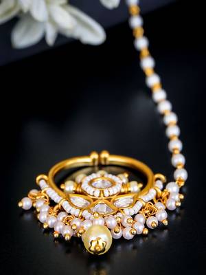 Royal pearl & kundan bridal nath 2