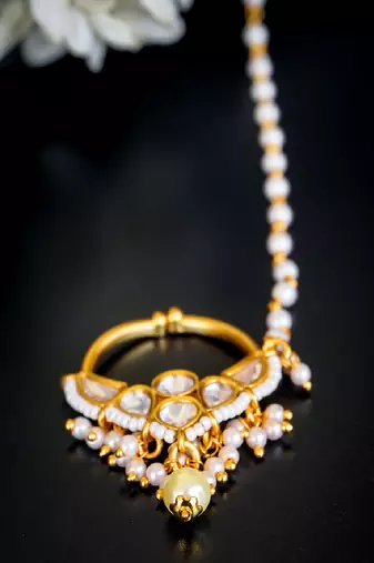 Classic kundan bridal nath with pearl fringe
