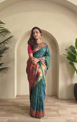 Rama paithani design saree with contrast weaving pallu and blouse 3