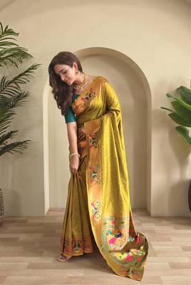 Lemon yellow paithani design saree with contrast weaving pallu and blouse 4