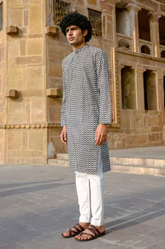 Black cotton full sleeve kurta for mens