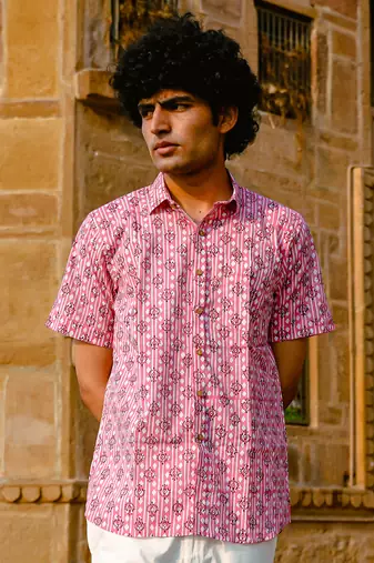 Pink cotton half sleeve shirt for mens