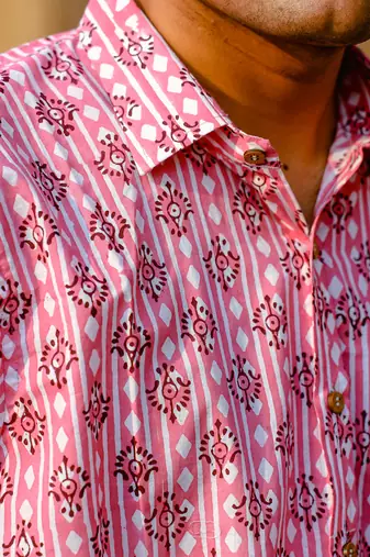 Pink cotton half sleeve shirt for mens