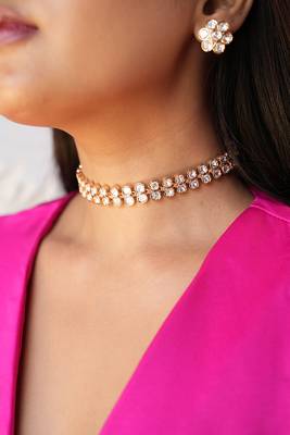 Araya kundan studded choker set 1