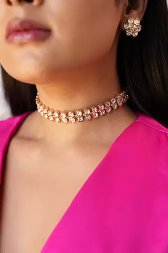 Araya kundan studded choker set