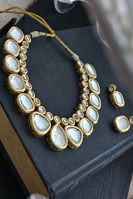 Riyana handmade traditional kundan necklace set 3