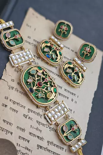 Aira dark green meenakari choker set