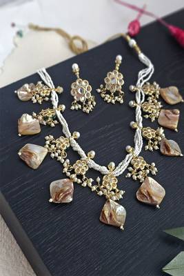 Floral grace mother of pearl  necklace set 2