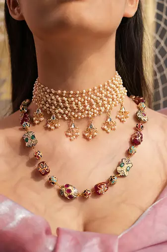 Layered combo necklace set with pearl choker and handpainted quartz necklace