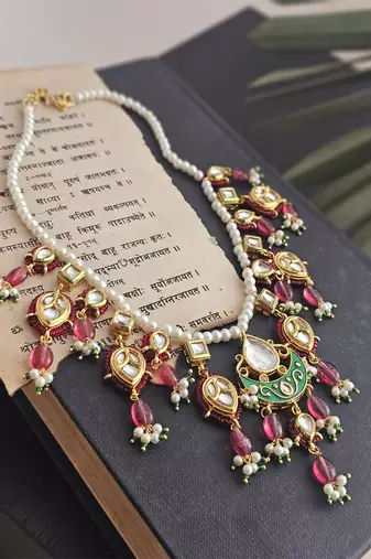 Kundan and ruby duldul beads necklace