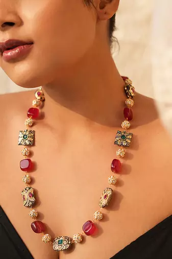 Crimson elegance necklace