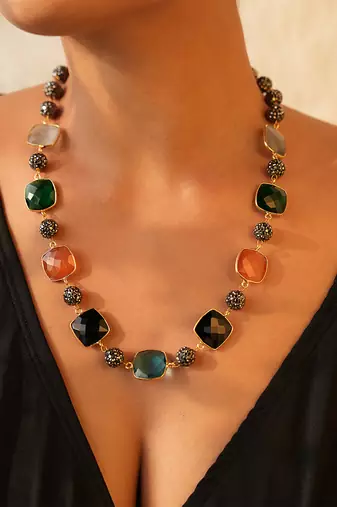Multicolor stone necklace set