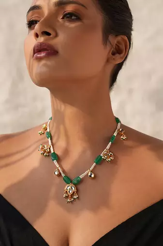 Semi-precious stone necklace with kundan accents