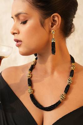 Black beads necklace set 3