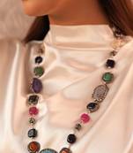 Intricate semi-precious stones necklace set