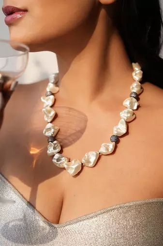 White semi precious stone necklace