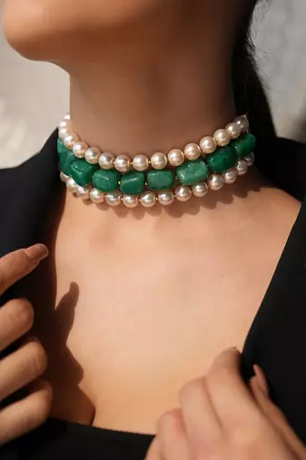 Semi precious pearl and quartz stone choker