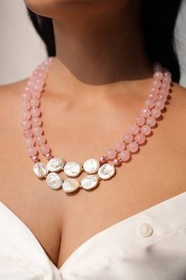 Aloria elegant double-layered necklace with rose quartz and mother of pearl stones 1