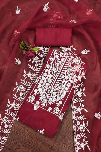 Serene red organza embroidered suit set with white floral thread work