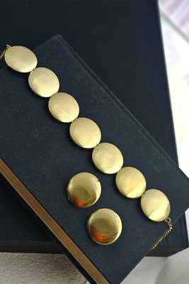 Anti-tarnish aurora golden round  disc necklace 2