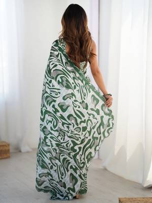 Lovely green printed designer saree with blouse 4