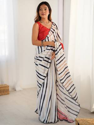 Alluring white digital printed casual wear saree with blouse 2