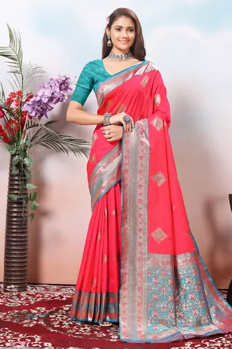  rani floral jaquard woven saree comes with matching blouse