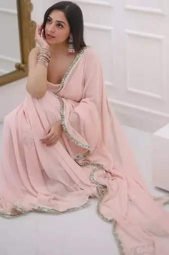 New Georgette Beautiful Sequence saree With Blouse Set