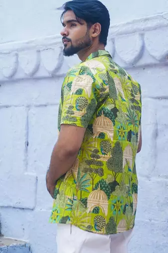 Green cotton Half sleeve jungle explorer Shirt for mens