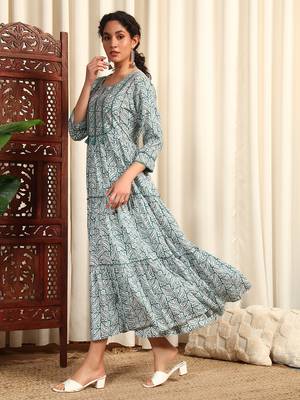 Rayon-dobby long dress 4
