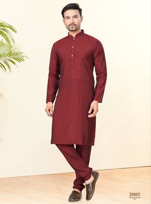 Maroon silk plain kurta pyjama for mens wear 2