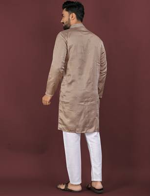Brown embroidered silk blend straight kurta 3
