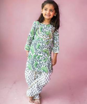 Two piece cotton block print green white dhoti kurta set for girls 1