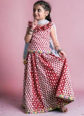 Three piece cotton block print red and white traditional lehenga/chaniya choli dupatta set for girls 2