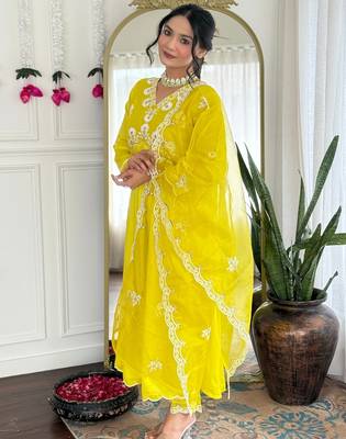 Lemon Vichitra Silk Embroidery Flared Kurta with Pant And Dupatta Set 3
