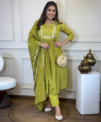 Lemon Chinon Embroidery Straight Kurta with Pant And Dupatta Set 3