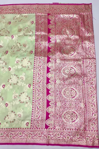 Pista Art silk blend saree with blouse