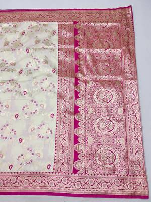 Cream Art silk blend saree with blouse 2