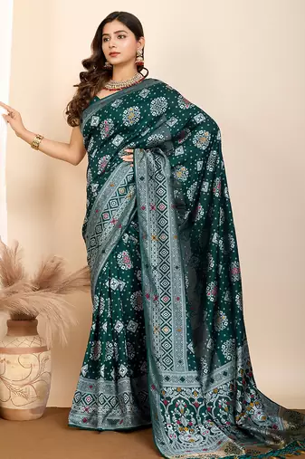 Rama green woven patola saree with blouse piece