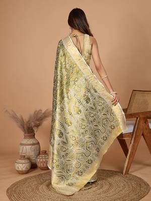 Mehendi woven banarasi design saree with blouse piece 5